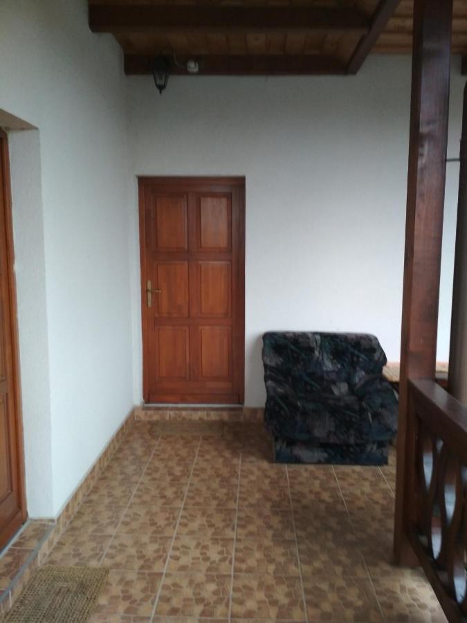 Julia Vendeghaz Apartment Tar Bagian luar foto